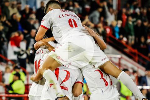 (VIDEO) Huracán goleó a Guaraní en la Sudamericana