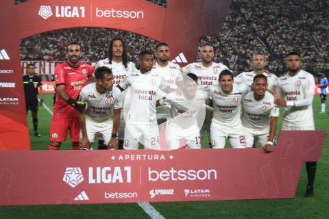 Aldo Corzo: "Estamos esperando cualquier caída (de Alianza Lima)"