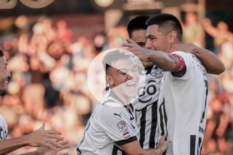 (VIDEO ) Libertad 'masacró' a Cerro Porteño con 'póker' de Cardozo