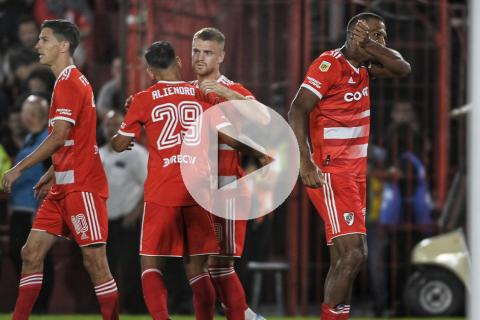 (VIDEO) Con doblete de Rondón: River Plate goleó 3-0 a Huracán