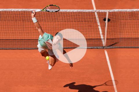 Alcaraz avanzó a la tercera ronda del Roland Garros