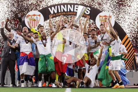 (VIDEO | FOTOS) ¡Sevilla ganó la Europa League en penales!