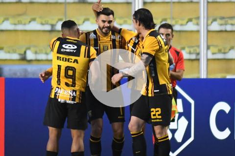 (VIDEO) Guaraní dIó la sorpresa y derrotó 2-0 a Danubio en Uruguay