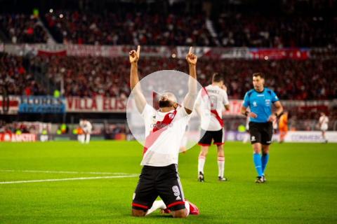 River venció a The Strongest y se metió a octavos de Copa Libertadores