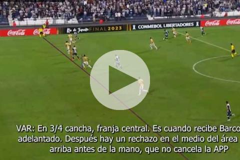 (VIDEO) Esto dijo el VAR en las dos polémicas del choque entre Alianza y Mineiro