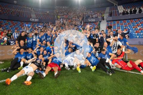 (VIDEO) Alavés logró el ascenso en España a los 128 minutos