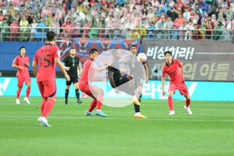 (VIDEO) ¡Con el reloj en la mano! El Salvador igualó 1-1 con Corea en amistoso