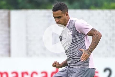 Barco: "A ver si ahora el Gobierno Regional llama a la administración para arreglar la cancha"
