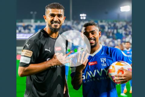 (VIDEO) Malcom anotó hat-trick en el debut de Al Hilal