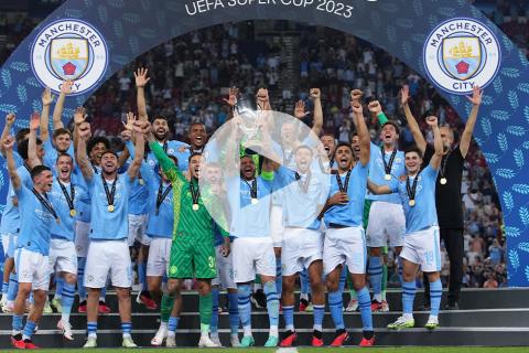 (VIDEO) Manchester City venció a Sevilla en penales y se quedó con la Supercopa