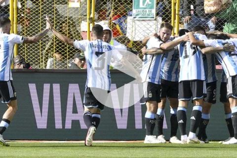 (VIDEO|FOTOS) Sin Messi, Argentina goleó 3-0 en La Paz a Bolivia
