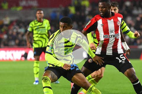 (VIDEO) Arsenal avanzó en la Carabao Cup tras vencer al Brentford