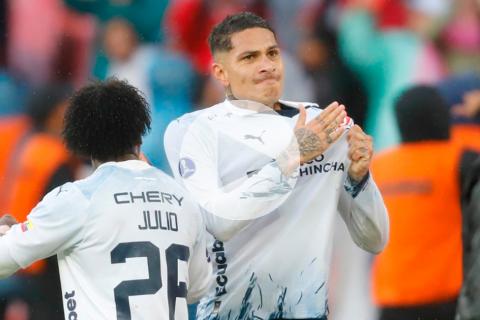 🔴#ENVIVO Con doblete de Guerrero, LDU vence 2-0 a Defensa y Justicia por la Sudamericana | VIDEO
