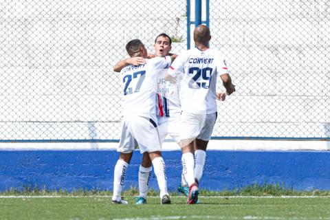 La U. San Martín derrotó por 1-0 a Llacuabamba por la ida de los cuartos de final de la Liga 2
