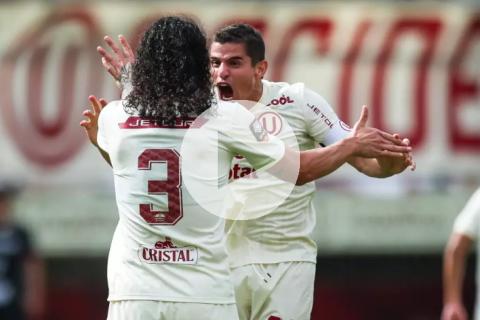 Corzo: "Estamos muy felices, pero dos quedan dos finales más"