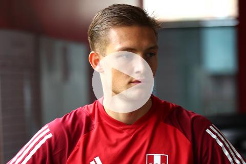 Sonne: “Me encantaría jugar estos partidos”
