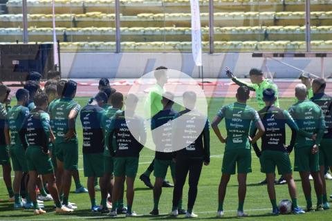 (VIDEO) Bolivia entrenó en el Hernando Siles pensando en Perú