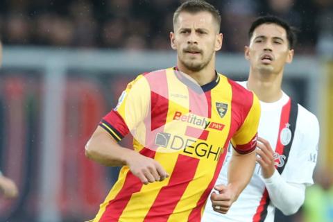(VIDEO) AC Milan sufrió para sumar un punto en su visita al Lecce