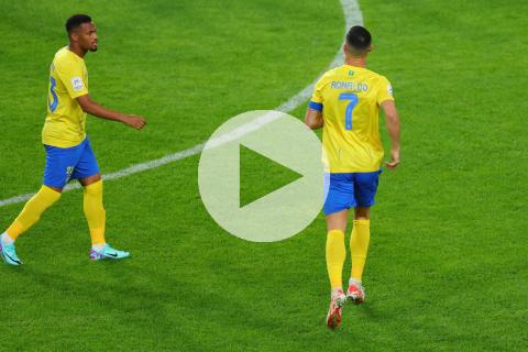 (VIDEO) Fair play de Cristiano: Árbitro le cobró penal, pero él indicó que no hubo falta
