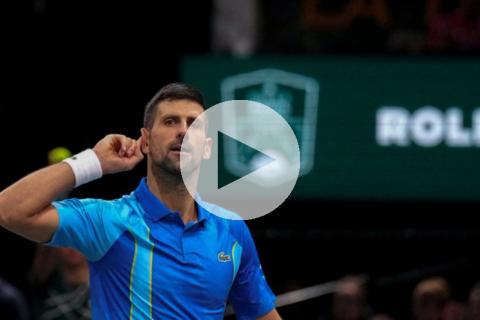 (VIDEO) Djokovic ya se instaló en 'semis' del Masters 1000 de París