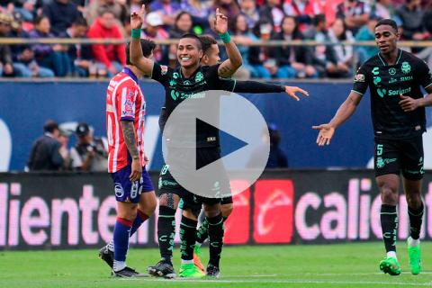 (VIDEO) ¡Llega entonado! Pedro Aquino anotó de cabeza con Santos Laguna
