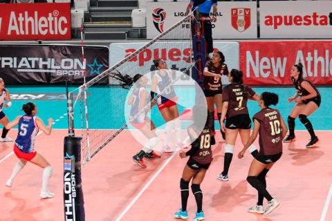 Universitario sumó su tercera victoria al hilo en la LNSV