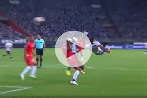 (VIDEO) Arregui casi marca golazo en su debut con Alianza