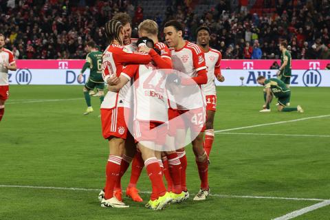(VIDEO) Bayern Múnich venció a Unión Berlín y recupera terreno en la Bundesliga