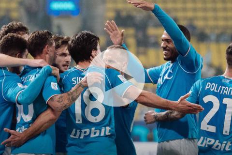 (VIDEO) Napoli goleó a la 'Fiore' y ya está en la final de la Supercopa de Italia