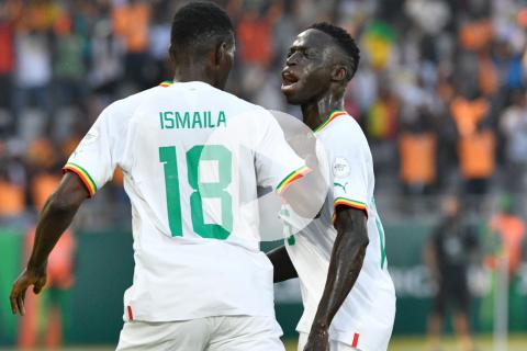 (VIDEO) Senegal venció a Camerún y se metió a octavos de la Copa de África