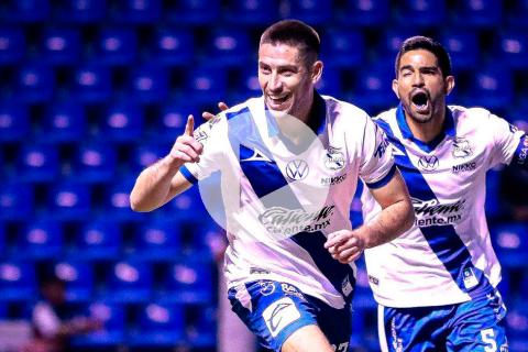 (VIDEO) ¡Buena 'Santi'! Ormeño le dio el triunfo a Puebla sobre la hora