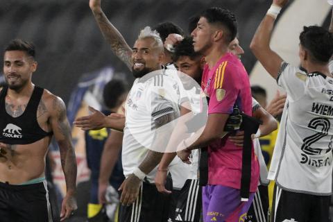 (VIDEO) Colo Colo venció a Sportivo Tridense y se metió a Fase de Grupos de Libertadores