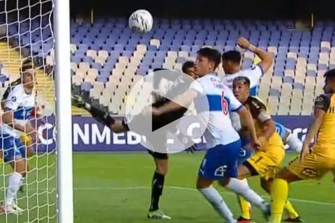 (VIDEO) ¡La bautizaron! Primer gol de la Copa Sudamericana fue en propia puerta