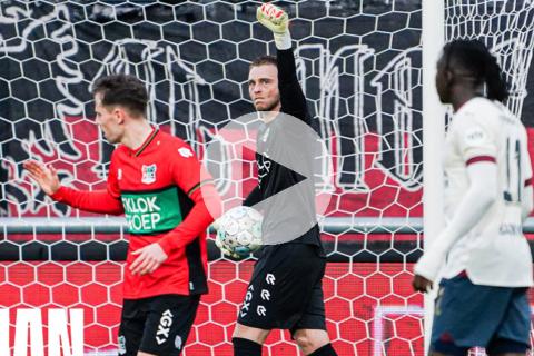 (VIDEO) PSV perdió su largo invicto en la Eredivisie
