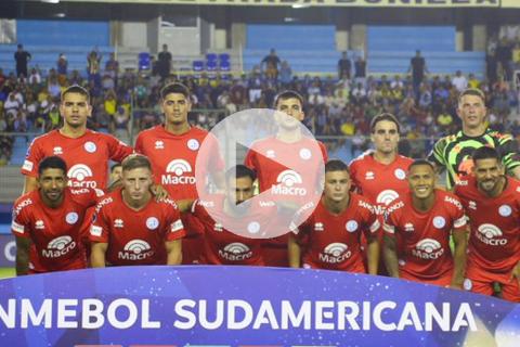 Con Reyna, Belgrano empató ante Delfín en Ecuador