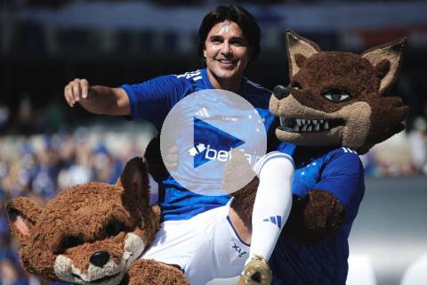(VIDEO) Entre lágrimas, Martins se retiró del fútbol profesional