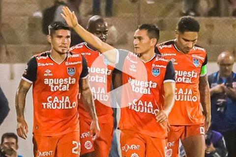 (VIDEO) Vélez anotó de tiro libre y puso el 2-1 sobre Cristal