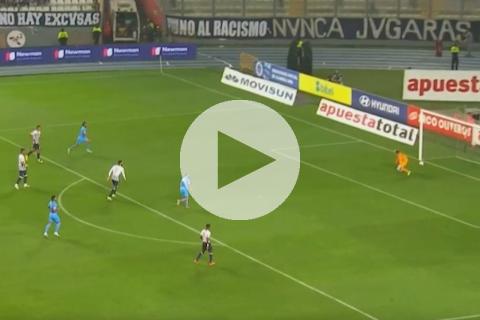 (VIDEO) Mira el blooper de Saravia en el gol de 'Garci'