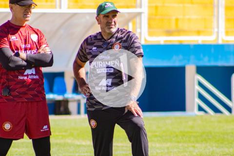 Bossi: "Uno se debe al club en el que está trabajando"