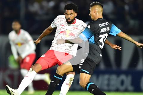 (VIDEO) Bragantino le quitó el invicto a Racing en la Copa Sudamericana