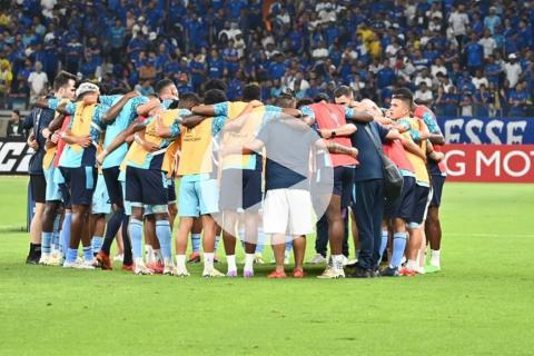 (VIDEO) Con Quevedo, Católica no pudo meterse directamente a octavos de la Sudamericana