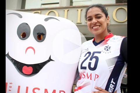 (VIDEO) ¡Cambia de camiseta! Miryec Muñoz dejó Regatas para jugar ahora en U. San Martín