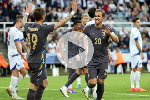(VIDEO) Inglaterra goleó a Bosnia previo a la Eurocopa