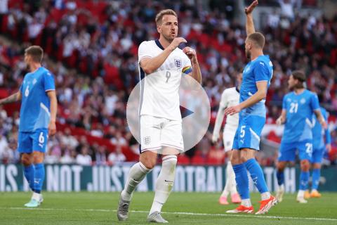 (VIDEO) Islandia sorprendió a Inglaterra y le ganó por la mínima en Wembley