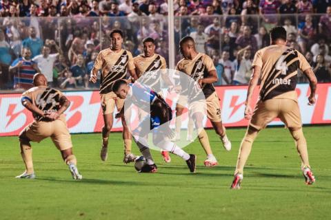 (VIDEO) Paranaense perdió la cima del Brasileirao