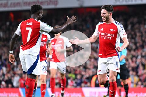 (VIDEO) Arsenal goleó a Bolton para avanzar en la Copa de la Liga