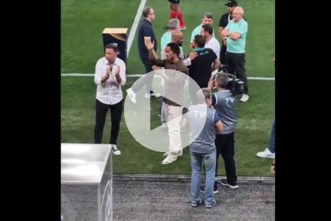 (VIDEO) Carrillo fue presentado ante hinchas de Corinthians
