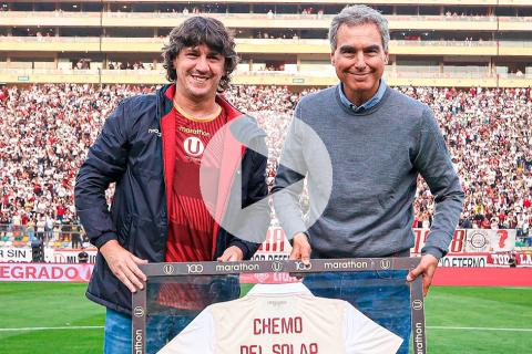 (VIDEO) Universitario homenajeó a José del Solar en el Estadio Monumental