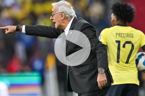 Fossati: "La idea era que se tuviera llegadas y ataques como contra Colombia, pero..."