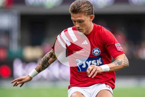 (VIDEO) Sonne dio asistencia en empate de Silkeborg
